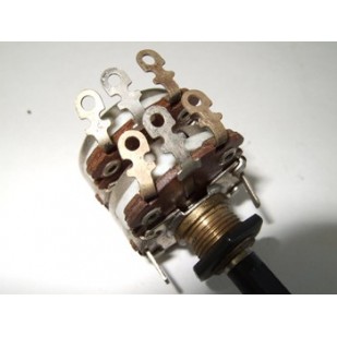 POTENTIOMETRE 2X 4.K7 OHMS...