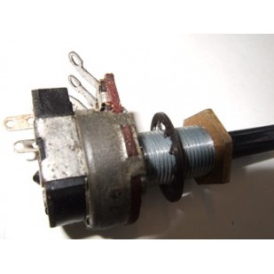 POTENTIOMETRE 47K OHMS LOG.
