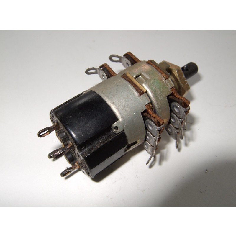 POTENTIOMETRE 2X1M OHMS POTENTIOMETRE 2X1M OHMS