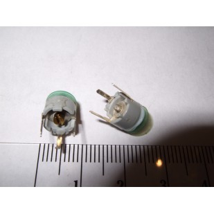 CONDENSATEUR  AJUSTABLE 15 PF