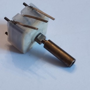 condensateur variable 2x18pf