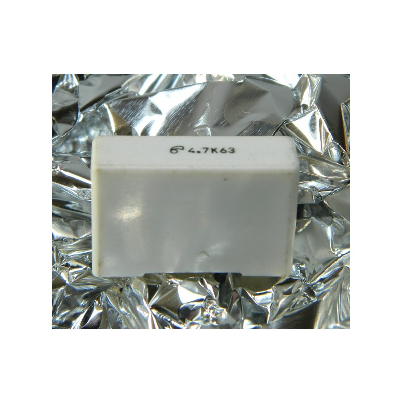 4,7µF 63V 4,7µF 63V